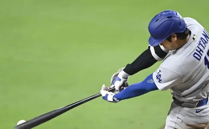 Shohei Ohtani extends hitting streak as Dodgers reclaim NL West lead | Today News Nation
